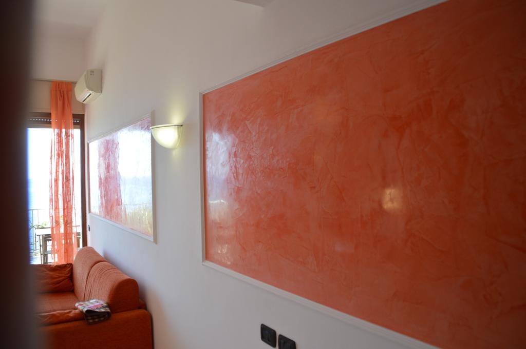 Riva Beach Apartment Riva Ligure Exterior foto